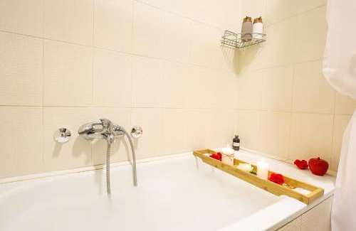 Bistrica Apartamento | Elegantly Styled Studio l Hot Bath l Payment by Card
