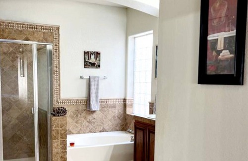 Rhodes Ranch Casa | Elegent Game Lounge Pool House 15mins from Strip