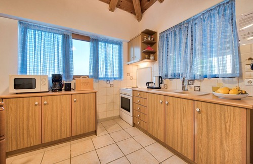 Xirokastello Casa | Eleni Villa de un dormitorio con vistas al mar