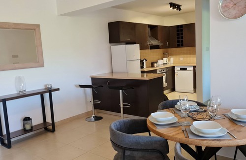 Sotira Apartamento | Eleonas Garden Apartments, spacious 2 bed apartment with pool, Sotira Village