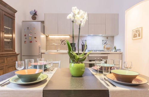 Quartiere XVII Trieste Apartamento | Apartamento Elephant para 5 personas con 2 baños + jardín compartido