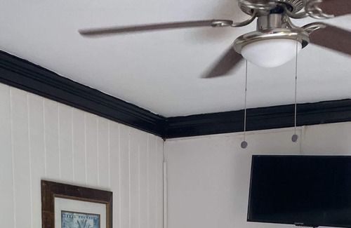 Coral Harbour Apartamento | Experience the Real Bahamas, 10 mins from the Airport, On the Beach