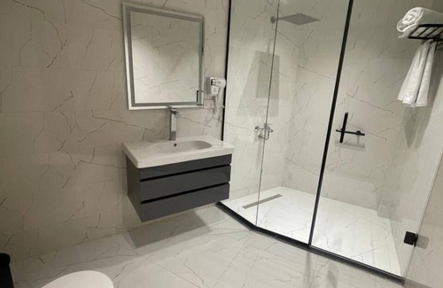 Qasr an-Nil Hotel | Elevana Boutique hotel
