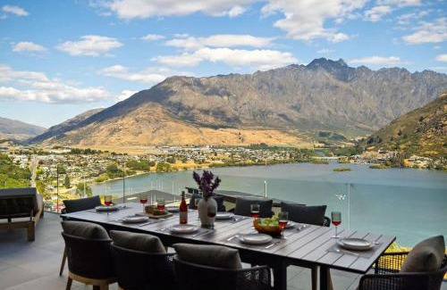 Frankton Casa | Elevated Elegance
