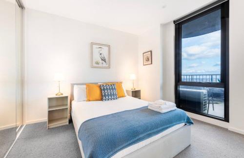 Heidelberg Heights Apartamento | Elevated Escape - 2BR w Gym & Rooftop Spa