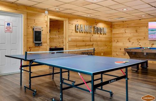 Sevierville Chalet De Esquí | Elevated Escape by Ghosal Luxury Lodging