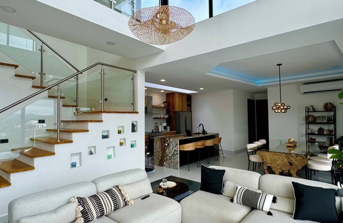 Pacific Marlin Casa | Elevated Modern ~ Perfect Location in San Juan del Sur with Pool & Ocean Views