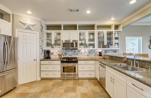 Beachside Village Casa | Elevator, 2nd row Gulf views, Fenced Yard, 2 Covered Decks & More