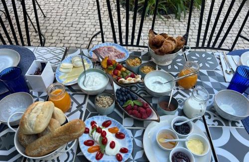 Boliqueime Cama Y Desayuno | Eleven, Boutique luxury house & garden