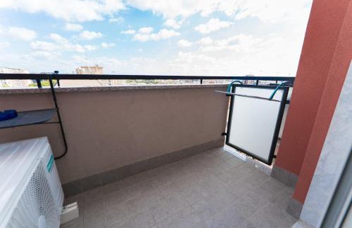 Cinisello Balsamo Apartamento | Eleventh Floor apartment Milano