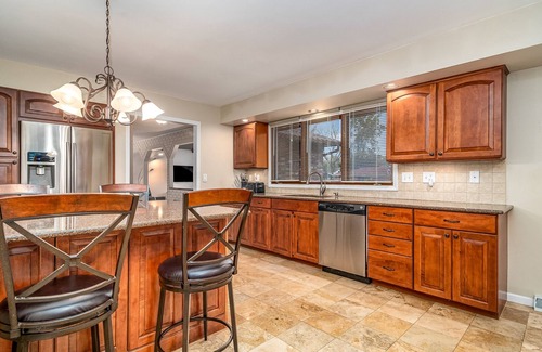 Elgin Casa | Elgin FHS Rental - Greenridge Dr