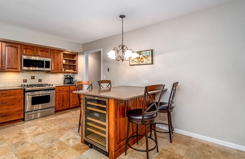 Elgin Casa | Elgin FHS Rental - Greenridge Dr