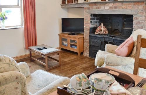 Dinas Casa | Elidir Cottage