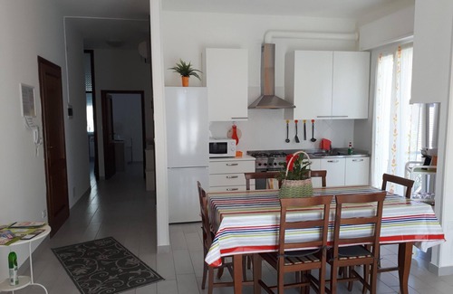 Rivabella Apartamento | APARTAMENTO ELISABETHOME