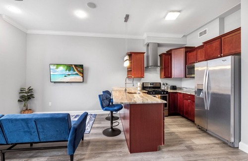 Olde Kensington Apartamento | Elite 1BR Suite w/ Pool & Gym