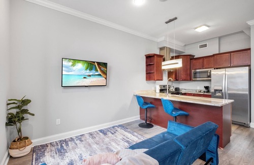 Olde Kensington Apartamento | Elite 1BR Suite w/ Pool & Gym