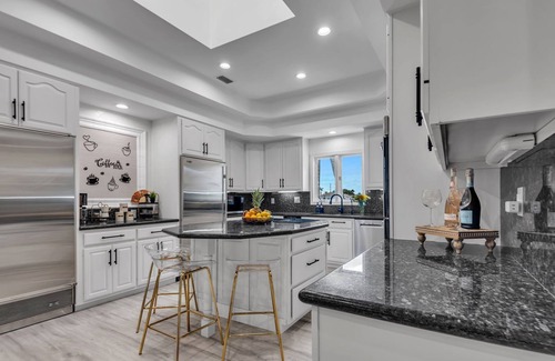 Homestead Casa | Elite 6BR Sports Resort: Heated Pool & Pro Courts