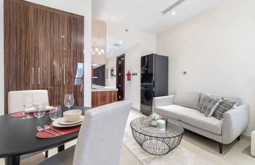 Downtown Dubai Apartamento | Elite Downtown Residence 2203 · Romantic hideaway w breathtaking Burj Khalifa view