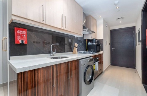 Downtown Dubai Apartamento | Elite Downtown Residence 2203 · Romantic hideaway w breathtaking Burj Khalifa view