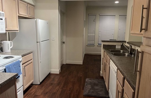 Nassau Bay Apartamento | Elite & Luxurious Furnished Apartment by Kemah