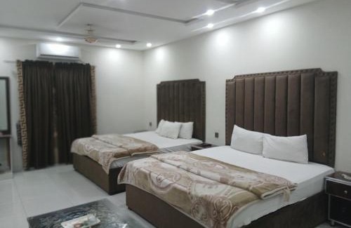 Gulberg Casa | Elite-Roomz