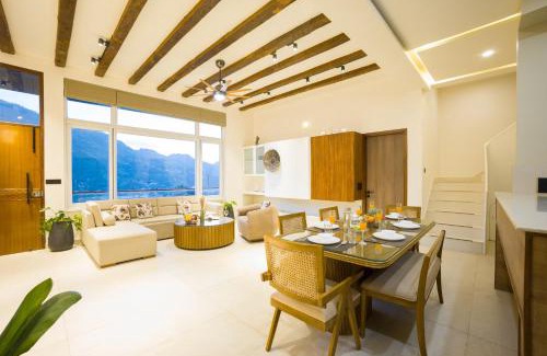 Bhimtal Villa | ELIVAAS 6 BHK with Balcony & Lake View - Antarmann Casa Zenith