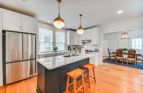 Elizabeth City Casa | Elizabeth City Home w/ Fire Pit < 1 Mi to Downtown