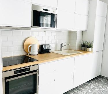 Kecskemet Apartamento | Elizabeth Garden Apartment
