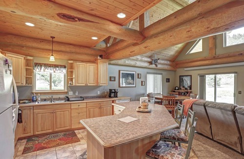 Roubaix Cabina | Elk Creek Retreat | 3 Bed, 1 Bath