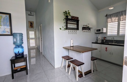 San Ignacio Casa | Elle's 2 BR/2 bathroom, home in San Ignacio. Minutes from town & Maya Ruins