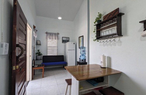 San Ignacio Casa | Elle's 2 BR/2 bathroom, home in San Ignacio. Minutes from town & Maya Ruins