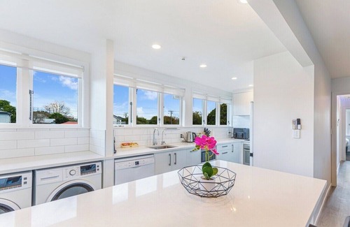 Greenlane - Ellerslie Casa | Freshly renovated 3BR Ellerslie home