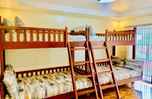 Baguio Hotel | Elliannah Pines Hotel