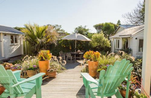Nelson Casa | Elliott Street Gem
