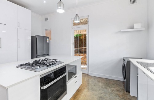 Durban North Casa | Ellis Park Drive 87 - Five Bedroom House, Sleeps 10