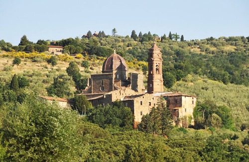 Panicale Apartamento | Elm Tree Apt In Farmhouse With Pool, Panicale, Italy