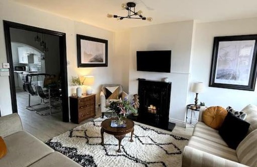 Bangor Casa | Elmwood House