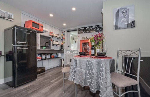 Elora Condominio | Elora Gingersnap rental