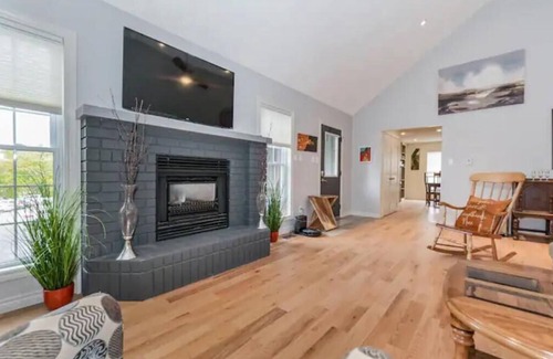 Elora Condominio | Elora Grandeur: The Pinnacle Retreat