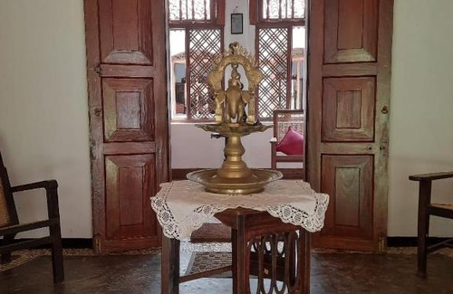 Udapalatha Cama Y Desayuno | Elpitiya Walauwa Heritage Home