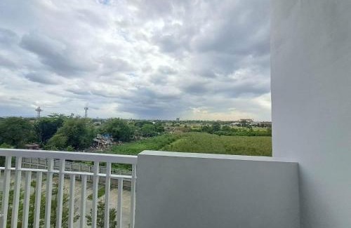 San Dionisio Apartamento | Elresa Elegant at Field Residences Condominium Hotel