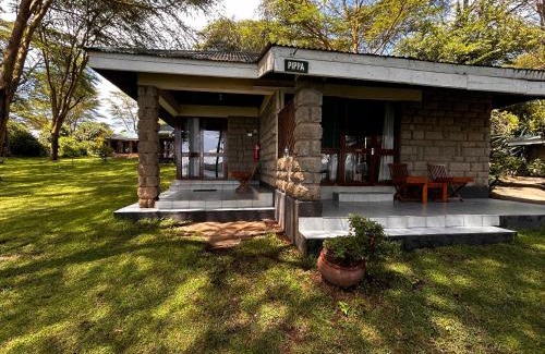 Naivasha Hotel | Elsamere Lodge Naivasha