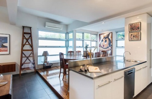 Ripponlea Casa | Elwood Village Entertainer