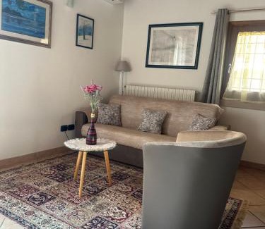 Calmasino Apartamento | Ely Hause