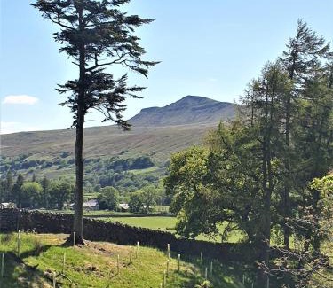 Outhgill Casa | Elysian Fields @ Ing Hill Lodge
