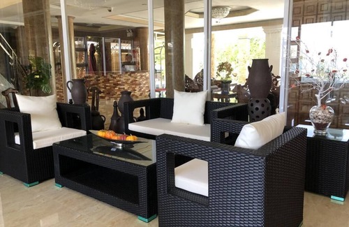 San Juan Hotel | EM Royalle Hotel & Beach Resort