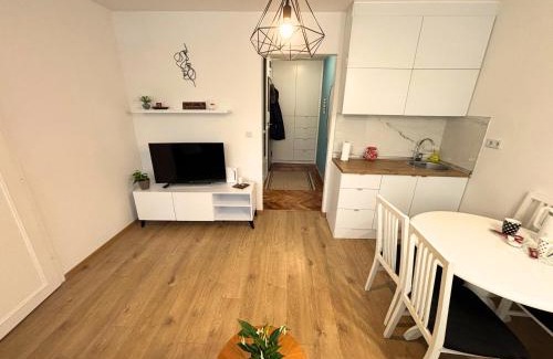 Novo Sarajevo Apartamento | Ema Sarajevo - 5min from US Embassy