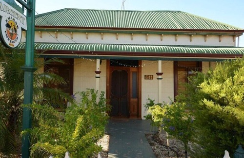 Broken Hill Cabaña | Emaroo Argent Cottage