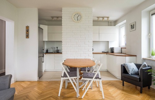 Srodmiescie Apartamento | Embassy Avenue At Royal Park