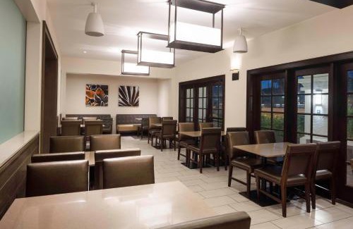 Palm Desert Complejo | Embassy Suites by Hilton Palm Desert